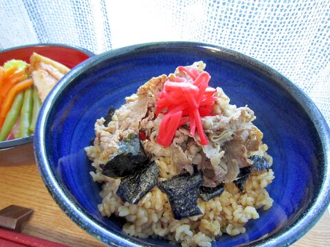 桜ご飯で作る☆簡単☆サッパリ牛丼♪(#^.^#)